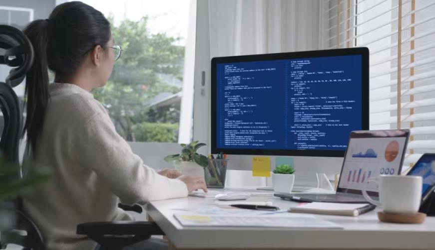辽阳小程序开发：什么是 cURL 命令？